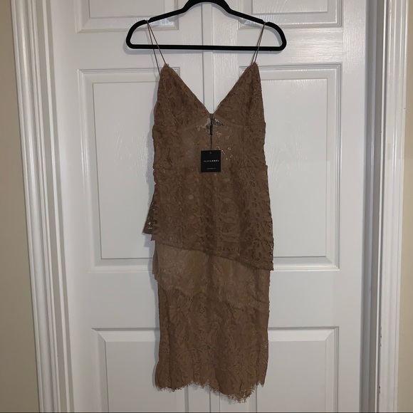 NWT JLUXLABEL Coco Leighton Tiered Lace Dress - Picture 4 of 13